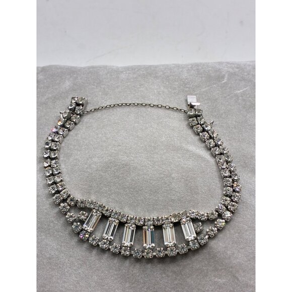 Vintage Pronged Rhinestone Bracelet With Safety Chain - Picture 3 of 5